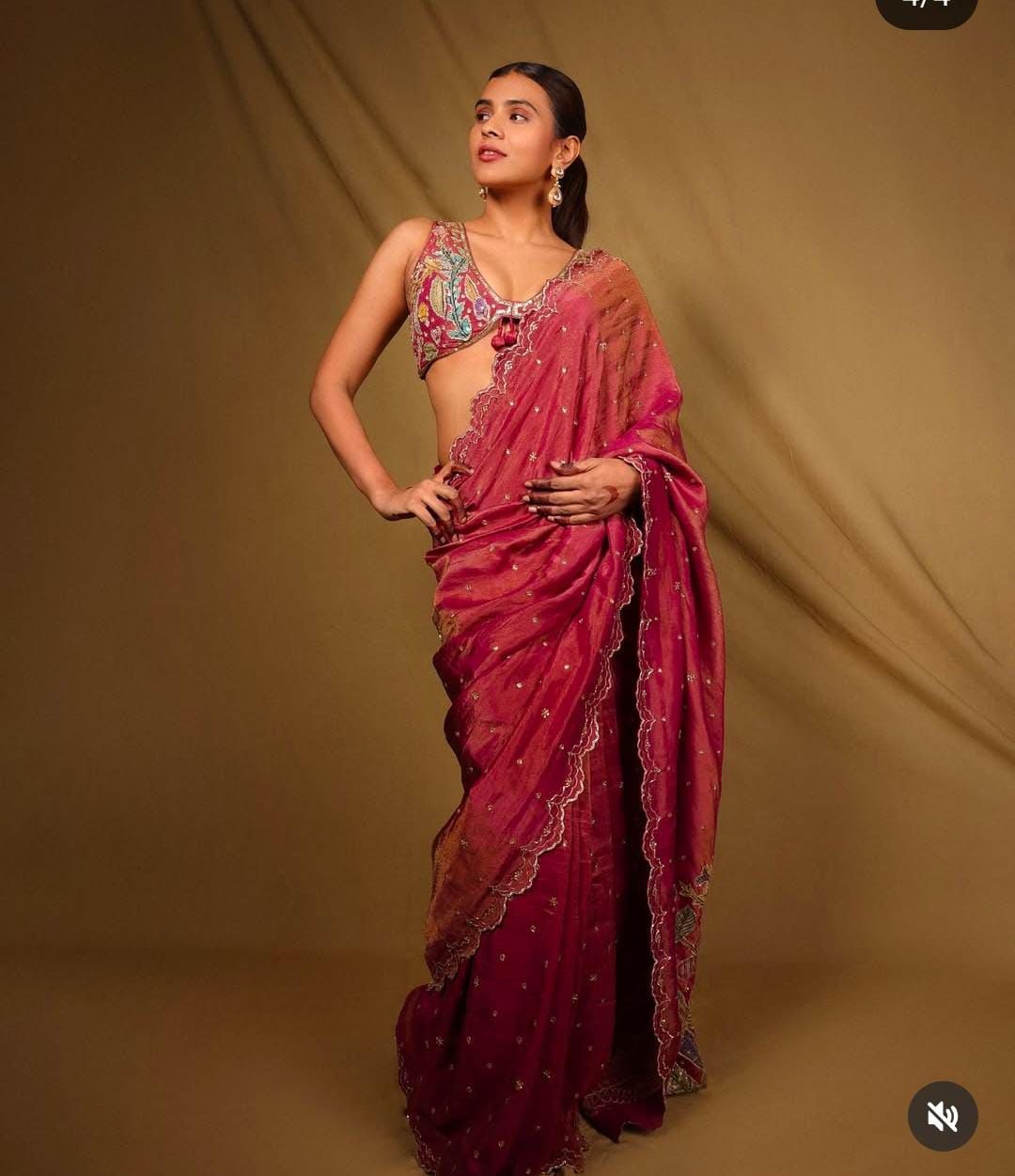 Appliqué work saris