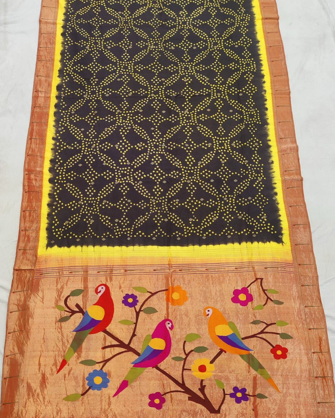 Paitani border with Bandini